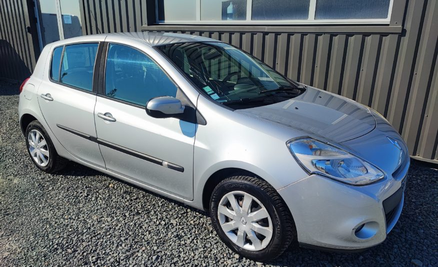 RENAULT CLIO III 1.5 DCI 75CH EXPRESSION CLIM 5P