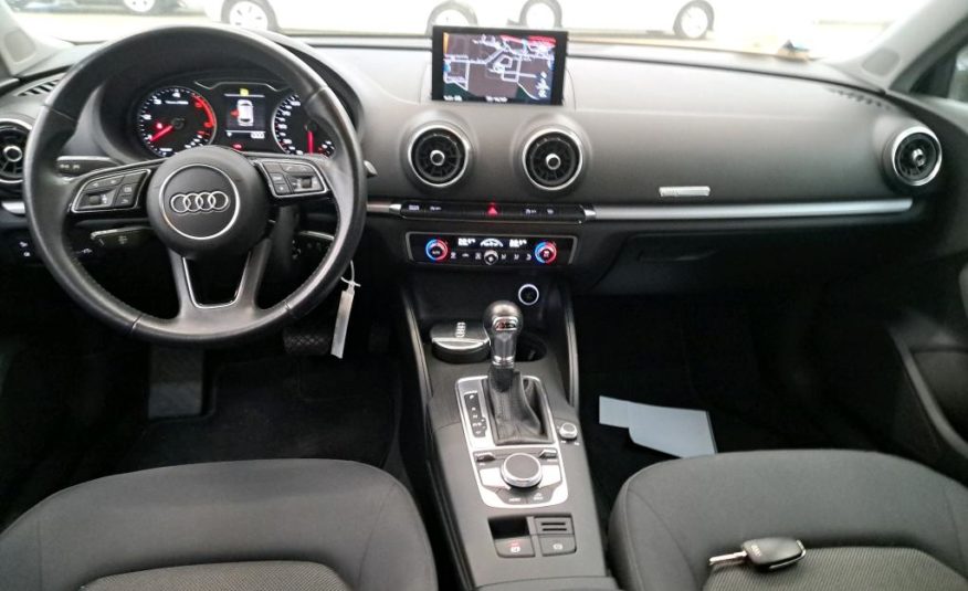 AUDI A3 III (2) SPORTBACK 30 TDI 116 BUSINESS LINE S TRONIC 7