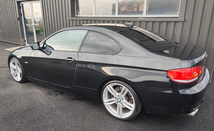 BMW SERIE 3 COUPE (E92) 325DA LUXE